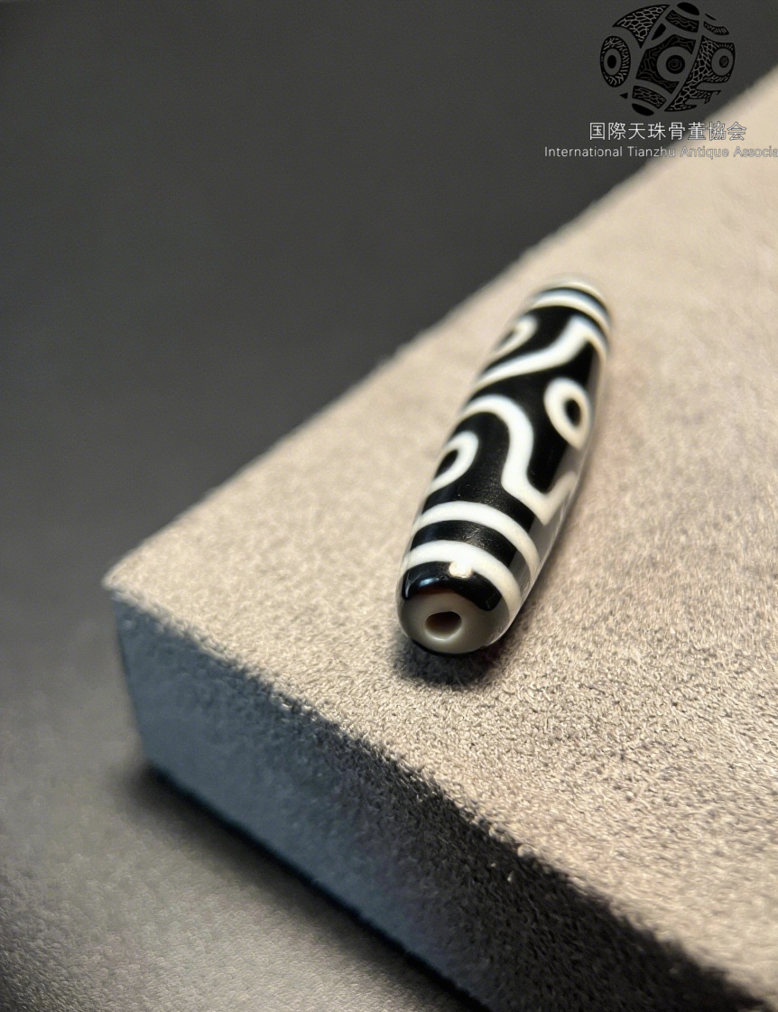 チベット・瑪瑙・六眼天珠